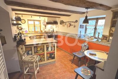 Casa de vanzare specific sasesc si atelier pret avantajos Cisnadioara - 8