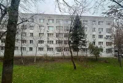 1 Decembrie 3 Camere Etaj 1 Centrala Proprie Instalatii Schimbate 12 Min Metrou - 17