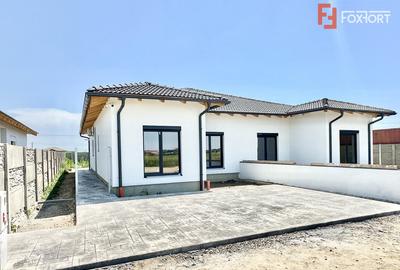 Duplex cu 4 camere în Moșnița Nouă