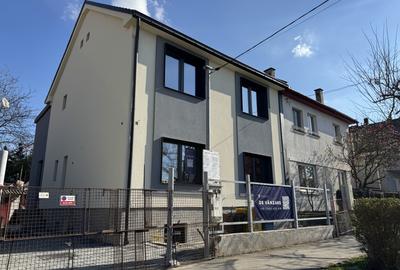 Casa renovată recent - Premium cu Dublă Destinație - Sibiu - 1