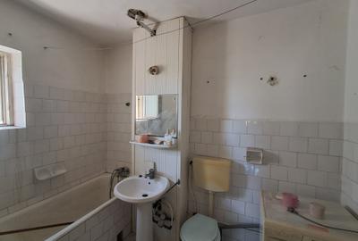 Apartament 2 camere Zona Comisariat - 58 mp - etaj 5 - 4