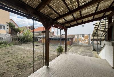 Casă Ultracentrală Singur în Curte,457 mp Teren, str. Brâncoveanu - 3