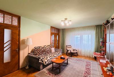De vanzare apartament cu 4 cam dec. in Galati, piata Centrala, etaj5/7 - 6