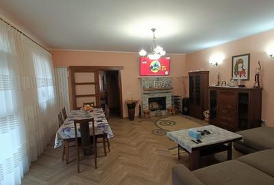 Casă cu piscină, modernă la curte – sat Fălăștoaca, comuna Comana - 3