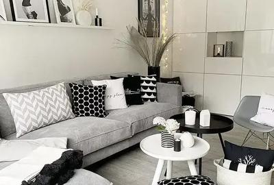 Apartament decomandat cu 2 camere, 61.25 mp, cu centrala termica, si aproape de metrou