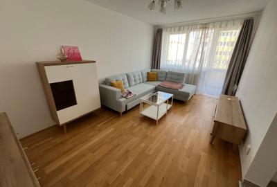 Apartament cu 3 camere decomandat, mobilat în Mihai Viteazul