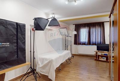 Vand casa plus spatiu comercial zona Centrul Istoric - 10