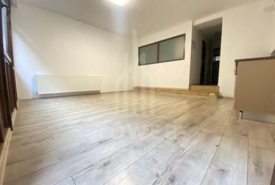 Spațiu comercial, de 70 mp, în Central