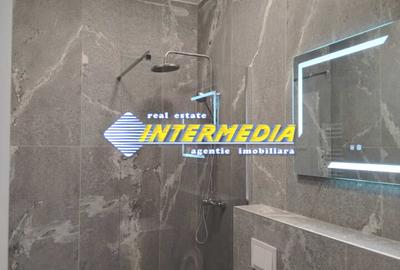 Apartament cu 3 camere decomandat, mobilat în Cetate