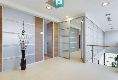 Spațiu comercial modern cu parcare proprie - 8
