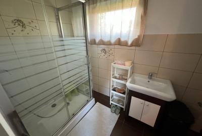 Casă de vânzare în Lipănești - Construcție modernă, teren generos - 12