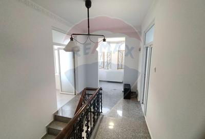 Spațiu de birouri central - Vilă 323 mp - Ideal sediu firmă / clinica - 11