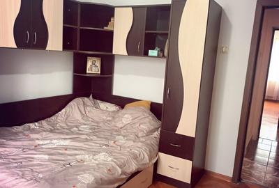 2 camere Calea Bucuresti , centrala / etaj 3 , finisaje medii / mobilat - 10