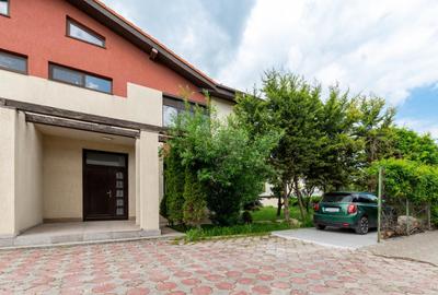 Constanta Sud (Lazu), vila P+1, 5 camere, renovata 2026 - 1
