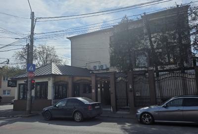 Inchiriere Clădire Birouri P+2-Ultracentral Ploiești-100mp/etaj-200mp/Clad+Curte - 2