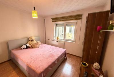 Apartament cu 3 camere decomandat în Dragoș Vodă