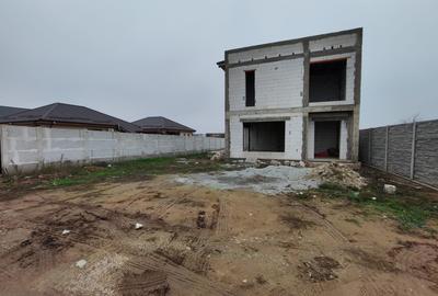 Casă individuală cu 4 camere în Exterior Est