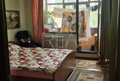 3 camere, 1/4, anvelopat, 64mp-Drumul Taberei-Romancierilor - 5
