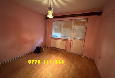 - Calarasilor Viziru - Apartament 2 camere etaj2, confort 1 decomandat - 1