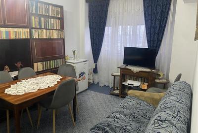 Apartament 3 camere , zona ultracentrala -Primaria Focsani , et 3 8 , decomnadat - 11