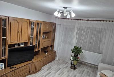 Garsoniera Lacul Tei - etaj 6-decomandata- an 1986 - 3