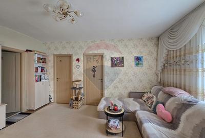 Apartament cu 3 camere de vânzare, parcare– Șesul de Sus, Florești - 3