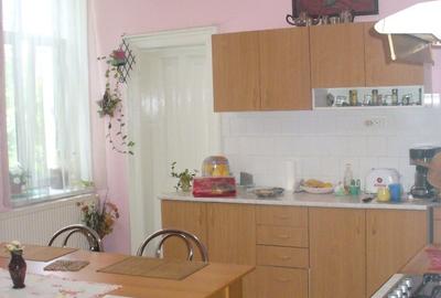 Apartament la casa zona centrala - 7
