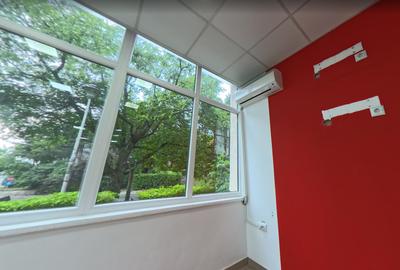 Spațiu Comercial Str. Clăbucet Nr. 5 parter partea din față Preț negociabi - 7