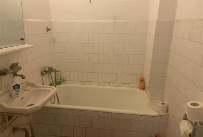 Apartament 3 camere , zona Sud , et 3 4 , decomandat ,52 mp - 10