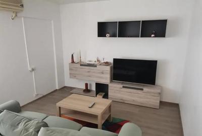 Apartament cu 3 camere decomandat, mobilat în Iancului