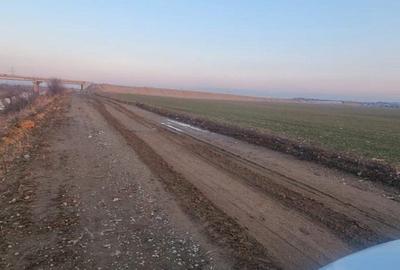 Teren intravilan 5000 mp de vânzare   Cheiul Dâmboviței apropiere A2 - 10
