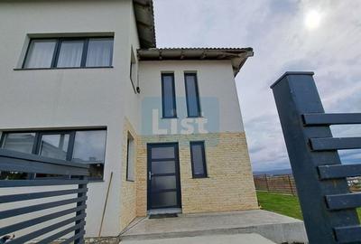 Casa in duplex la cheie, finisata modern, panorama superba - 13
