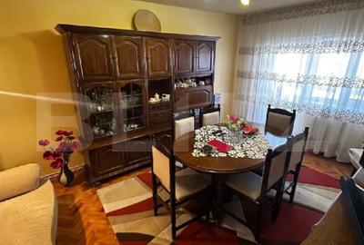 Apartament cu 3 camere decomandat, mobilat în Nord-Est