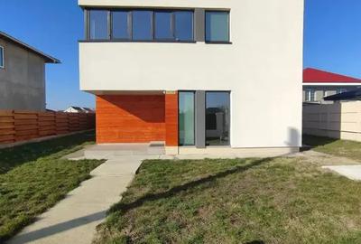 Casă cu 4 camere în Vest