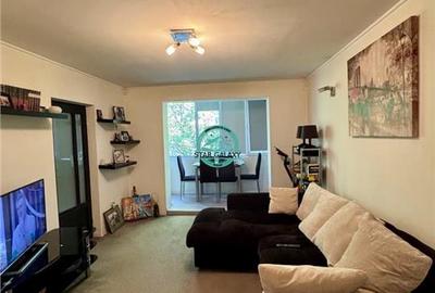 Apartament cu 3 camere de vanzare, bloc izolat, Semicentral - 1