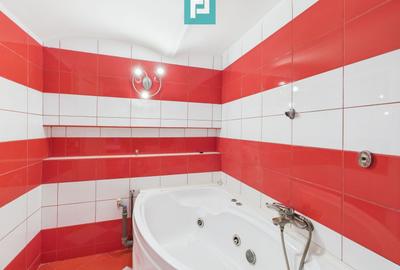 Apartament 4 camere, Bulevardul Revoluției - 14