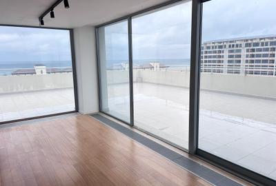 Penthouse spectaculos la malul marii - 9