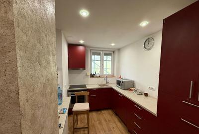 Apartament cu 4 camere semidecomandat, mobilat în 1 Decembrie 1918