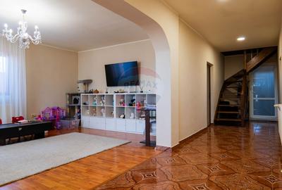 Afumati - vanzare casa si anexe cu teren intravilan, suprafata 700 mp - 1