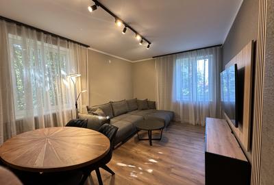 Apartament cu 2 camere de inchiriat - Centru - 1