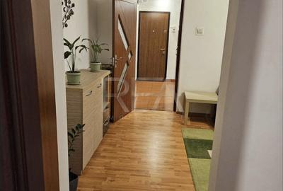3 camere, 2/8, bloc 1979, 70mp-Gorjului - 2