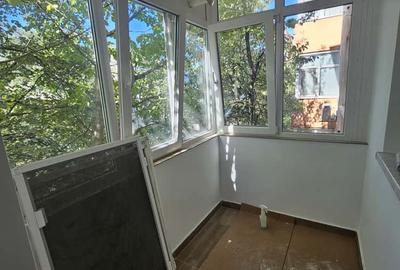 Apartament renovat si mobilat modern! 2 camere, Podul de Fier intersectie - 7