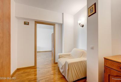 Apartament 2 camere, de inchiriat la doar 240m de statia de metrou 1 Decembrie 1 - 4