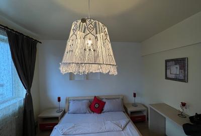 Cismigiu, 2 dormitoare cu hol locuibil, 2 balc, centrala proprie, bloc solid - 9