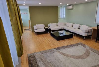 Apartament cu 3 camere decomandat în Ultracentral