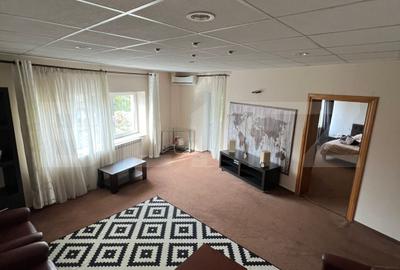 Apartament de 3 camere, 100mp, zona UMF - 4