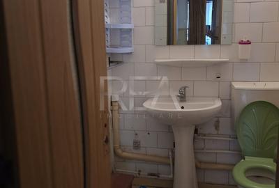 4 camere, 1/8, anvelopat, bloc 1982, 90mp-Gorjului - 13