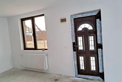 Casa de vanzare langa lac - 5