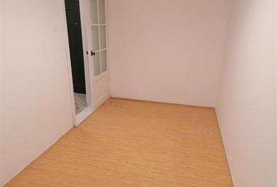 Proprietar Decomandat Etaj 1 cu Centrala Proprie - 1