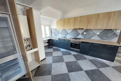 Otopeni, Corbeanca, 3 camere in vila, centrala proprie, loc parcare - 1